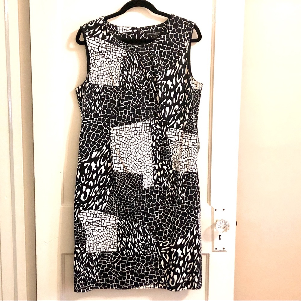 Linea Domani Black & White Print Sleeveless Dress